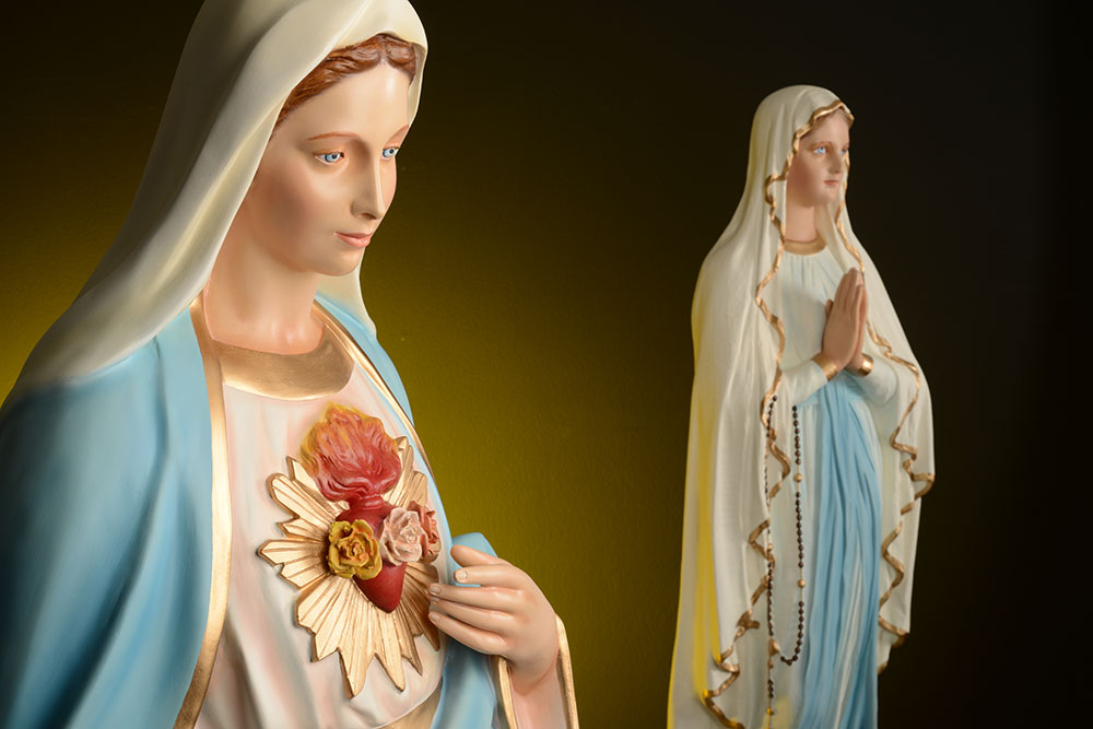 Les statues de la Vierge Marie
