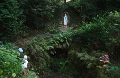 Le jour où la Sainte Vierge apparut à Bernadette Soubirous