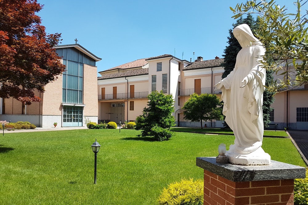 Comment Choisir Des Statues De Jardin Religieux Holyart Fr