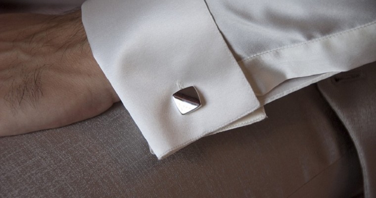 Boutons de manchette religieux : le guide complet