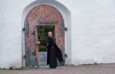 La hiérarchie ecclésiastique dans l’Église Catholique