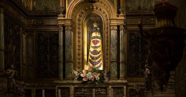 Notre-Dame de Lorette : histoire et mythe de la Maison arrivée à Lorette depuis la Palestine