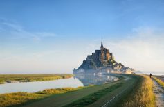 Les sanctuaires de Saint Michel Archange: des lieux de pèlerinage à découvrir