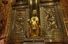 Vierges noires en Italie et dans le monde : origines et mystères d’un culte