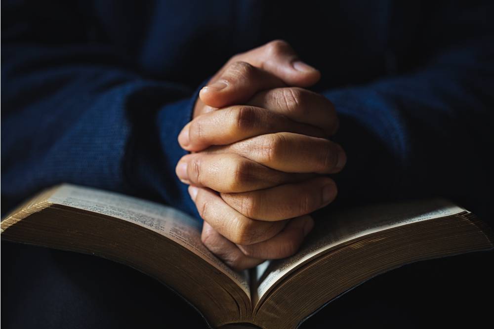 Prière pour les malades: prier pour un être cher ou pour soi-même