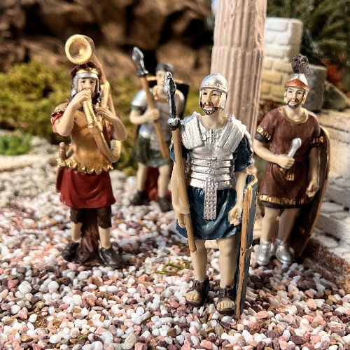 Quatre santons de soldats romains 10 cm