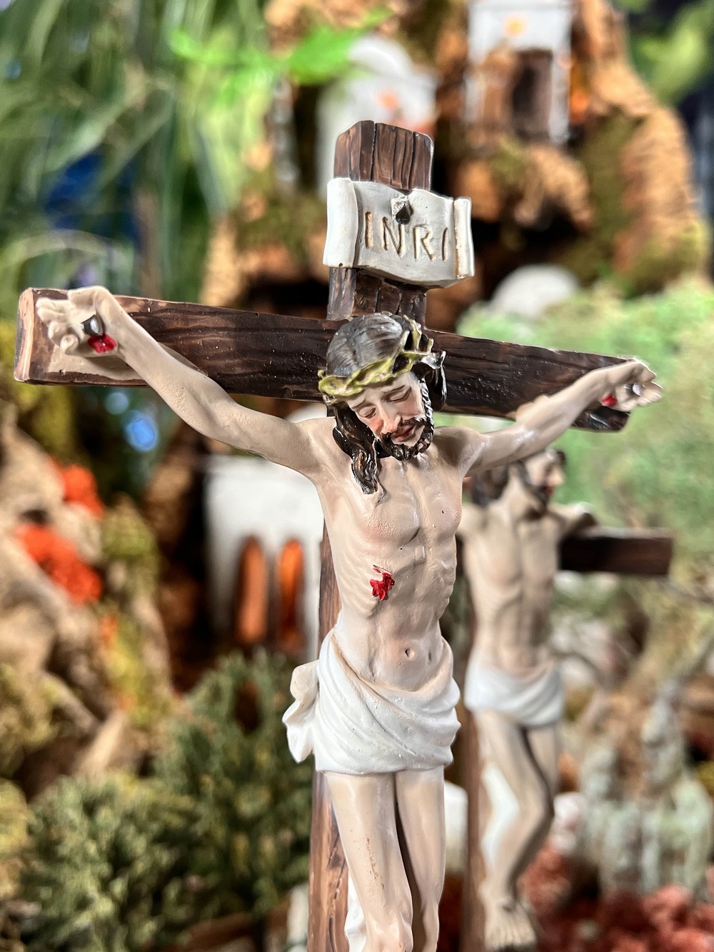 INRI sur la croix de Jesus