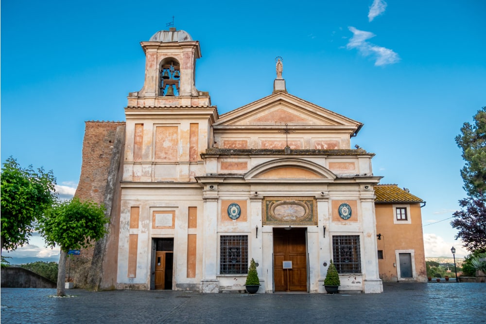 Notre-Dame du Divin Amour et son sanctuaire