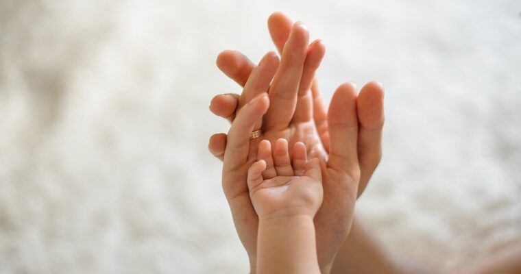 Souvenir Sainte Famille : une grande signification dans un petit geste