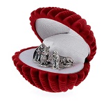 coffret coquillage avec nativite velours rouge