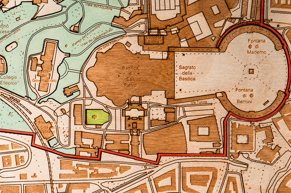 Cartes en relief en bois de la ville de Rome et du Vatican : un souvenir du Jubilé 2025
