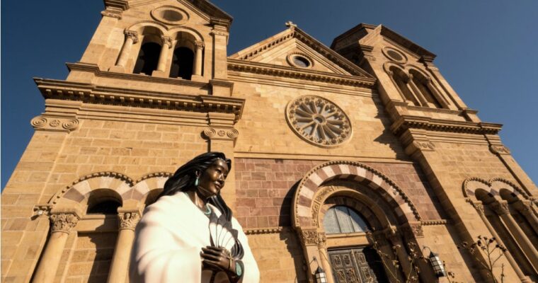 Sainte Kateri Tekakwitha : le lys des Mohawks et son extraordinaire témoignage de foi
