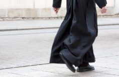 Qui est le Pape Noir ? Tout ce qu’il faut savoir sur le Supérieur Général des Jésuites Pape Noir