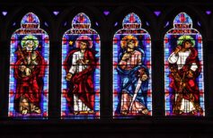 Saint Simon et Saint Judas Thaddée : les apôtres martyrs fêtés ensemble Saint Simon et Saint Judas Thaddée