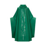 chasuble-slabbinck-avec-col-roule-et-croix-brodees-a-la-machine